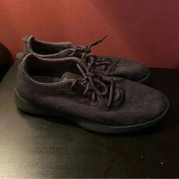 Allbirds Black Wool Runners - Picture 3 of 7